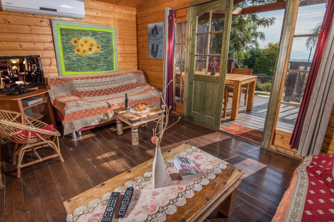 Nof Kinneret Cabins Had Nes Luaran gambar