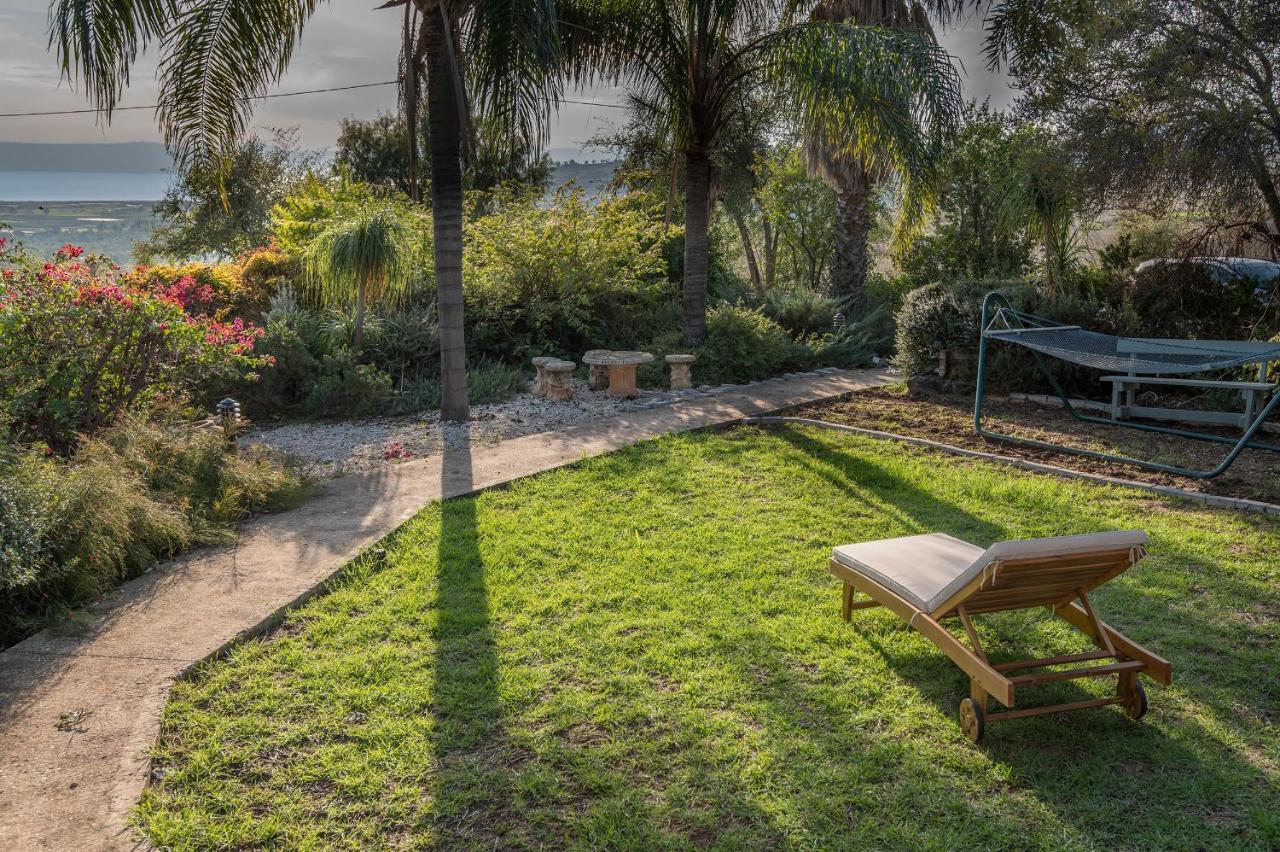 Nof Kinneret Cabins Had Nes Luaran gambar