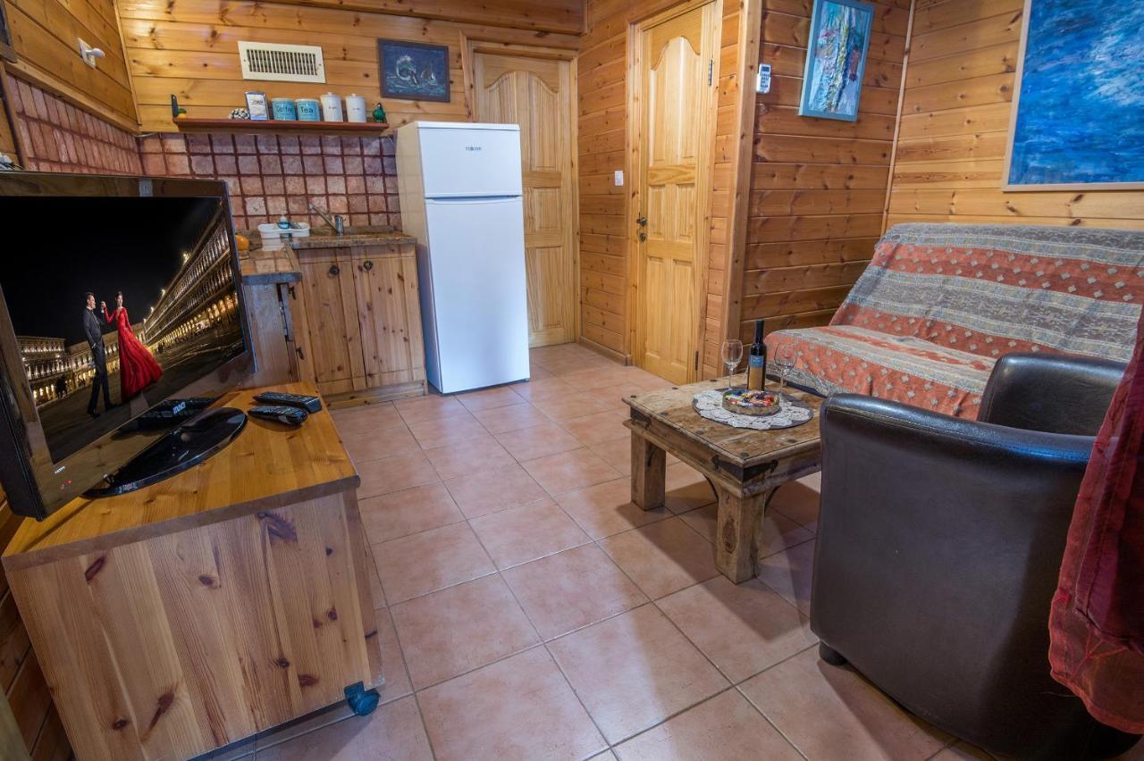 Nof Kinneret Cabins Had Nes Luaran gambar
